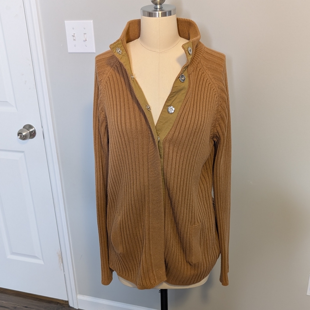 Moda International Tan/Browb Snap Up Ribbed Sweater Size XL On Size 6 Mannequin